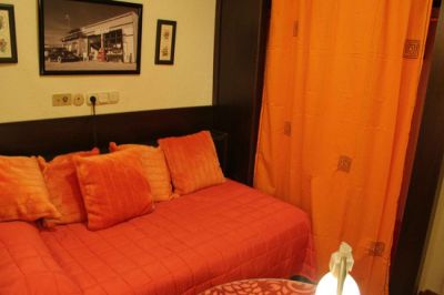 Single room · With ensuite.  4