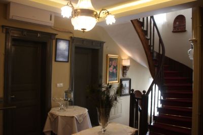 Salon
