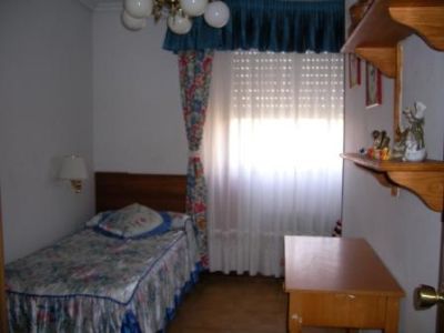 Wohnung · 4 schlafzimmer.  4