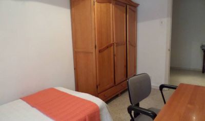 Chambre simple.  9