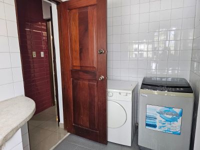 Apartment · 3 bedrooms.  14