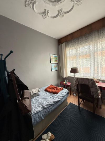 Eins manns herbergi · Konur.  9