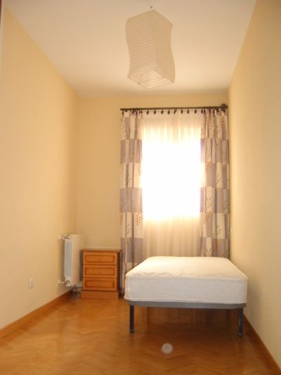 Flat · 2 bedrooms.  6