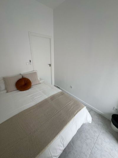 Kahden hengen huone.  2