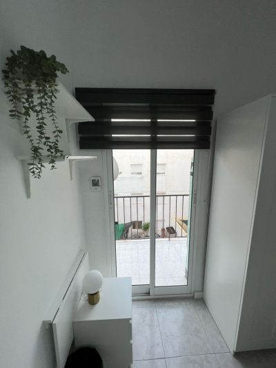 Kahden hengen huone.  4