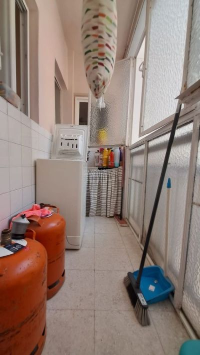 Yhden hengen huone · Naiset.  6