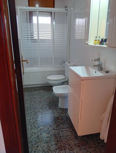 Enkele kamer · Prive badkamer.  2