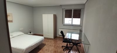 Chambre simple.  2