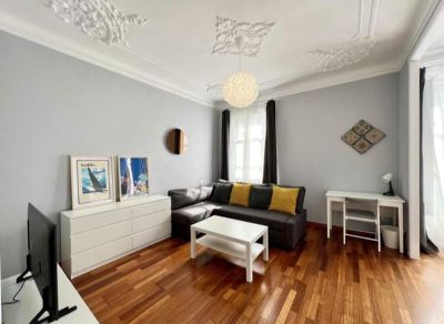 Appartements · 1 chambre à coucher.  2