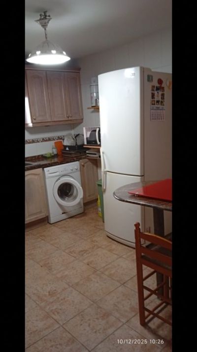 Pokój jednoosobowy.  4