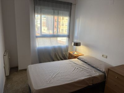 Tweepersoonskamer &middot; Prive badkamer.  7