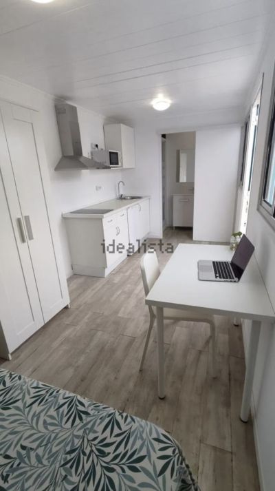 Enkele kamer &middot; Prive badkamer.  6