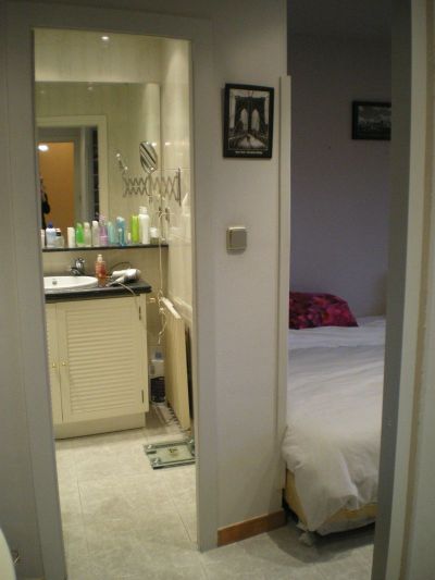 Doppelzimmer · Mit Bad.  3