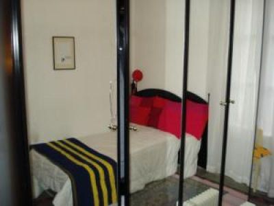 Quarto de solteiro.  8