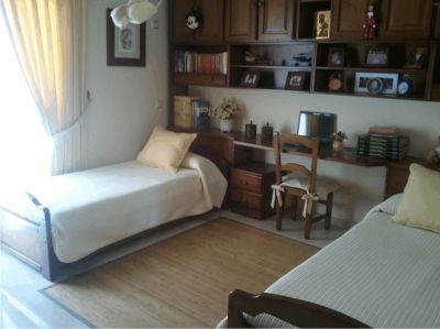 Single room · With ensuite.  4