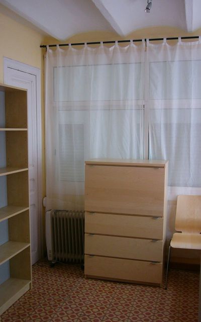 Enkele kamer · Met eigen badkamer.  2