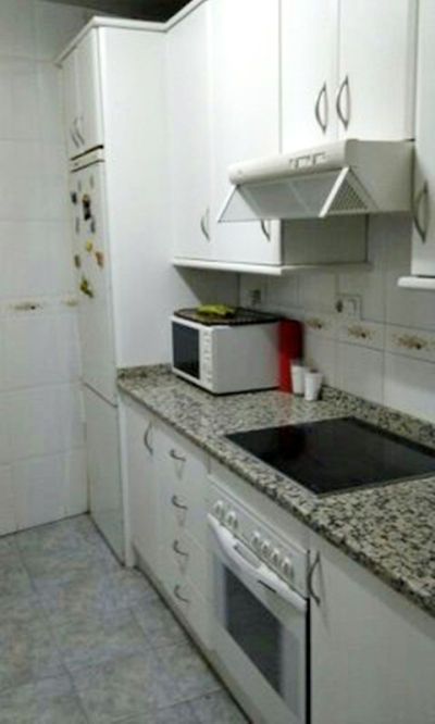 Quarto de solteiro.  2