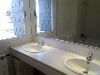 Chambre simple · Avec salle de bain.  3