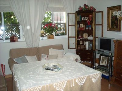 Quarto de solteiro.  2