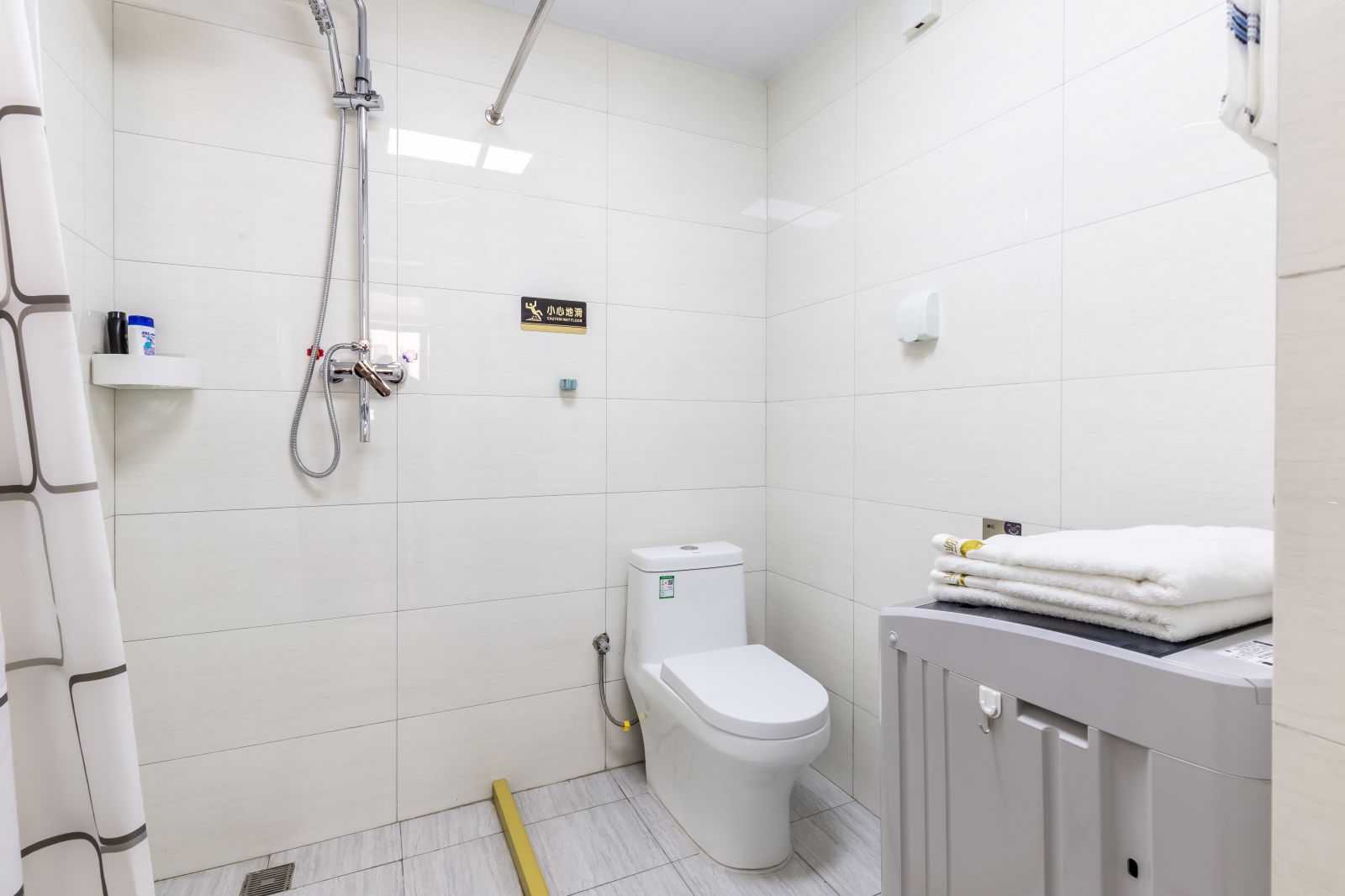 Studio · 1 bedroom.  2